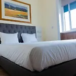 Residencial Do Areeiro بيت ضيافة