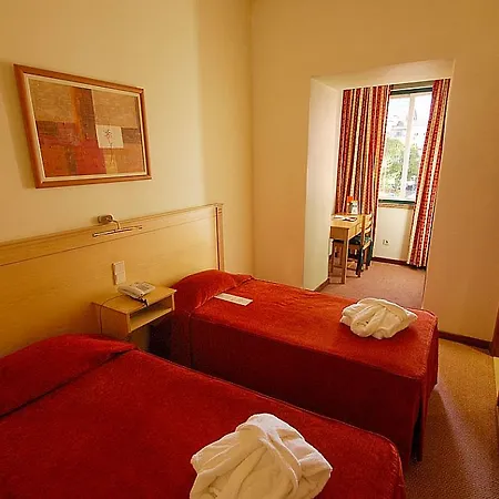 Residencial Do Areeiro Guest house