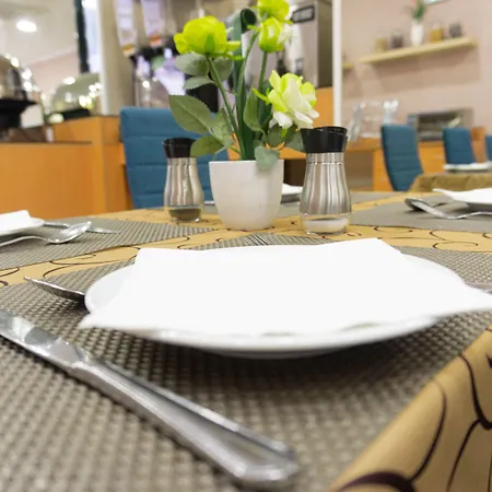 Penzion Residencial Do Areeiro 2*