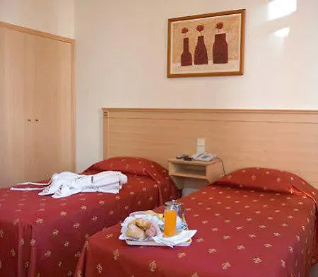 Penzion Residencial Do Areeiro 2*